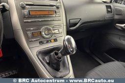 Toyota Auris 1.4 D-4D Linea Sol 2008 full