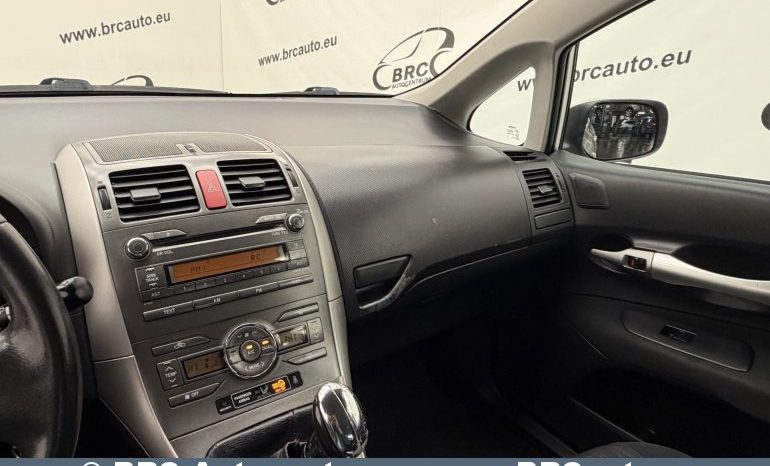 Toyota Auris 1.4 D-4D Linea Sol 2008 full