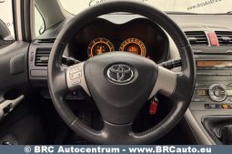 Toyota Auris 1.4 D-4D Linea Sol 2008 full