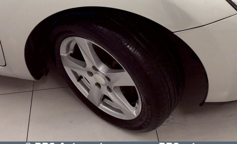 Toyota Auris 1.4 D-4D Linea Sol 2008 full