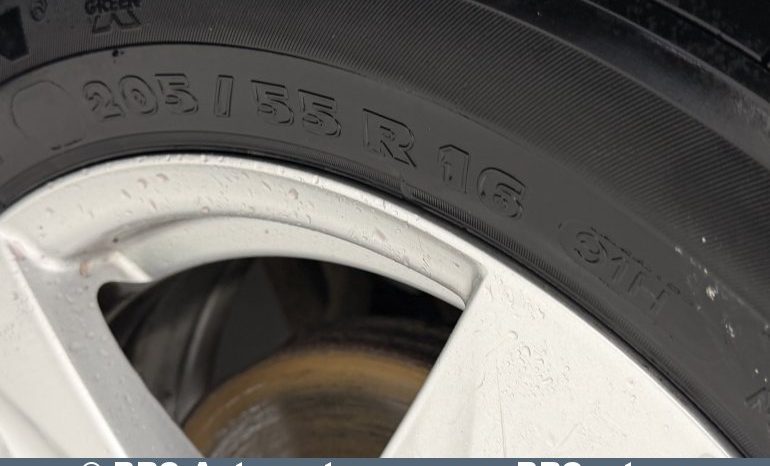 Toyota Auris 1.4 D-4D Linea Sol 2008 full