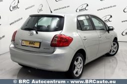 Toyota Auris 1.4 D-4D Linea Sol 2008 full