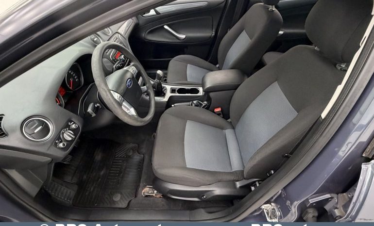 Ford Mondeo 1.6i Trend 2013 full