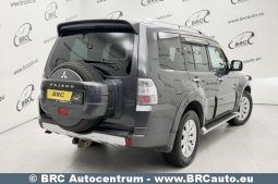 Mitsubishi Pajero 3.2 DI-D Automatas 2011 full