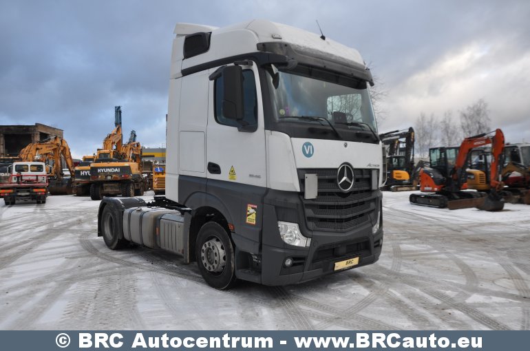 Mercedes-Benz Actros  2022