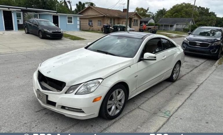 Mercedes-Benz E 350 Coupe V6 Automatas 2012 full
