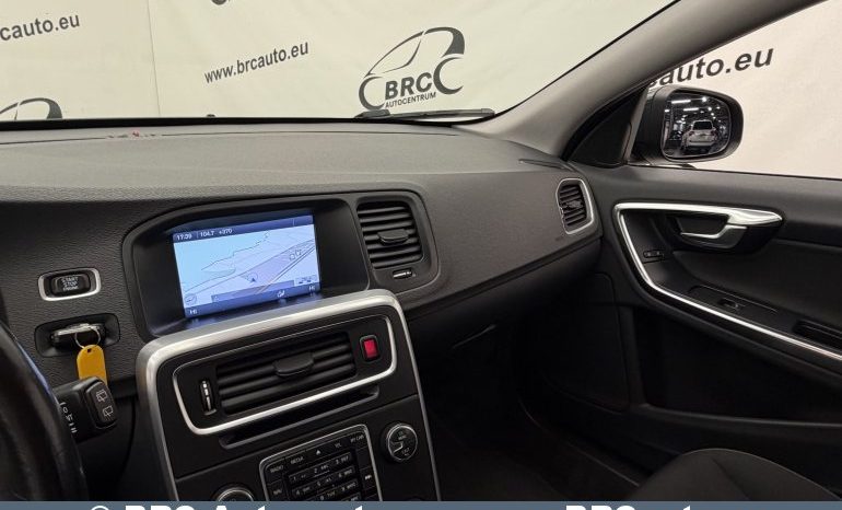 Volvo V60 1.6 DRIVe 2013 full