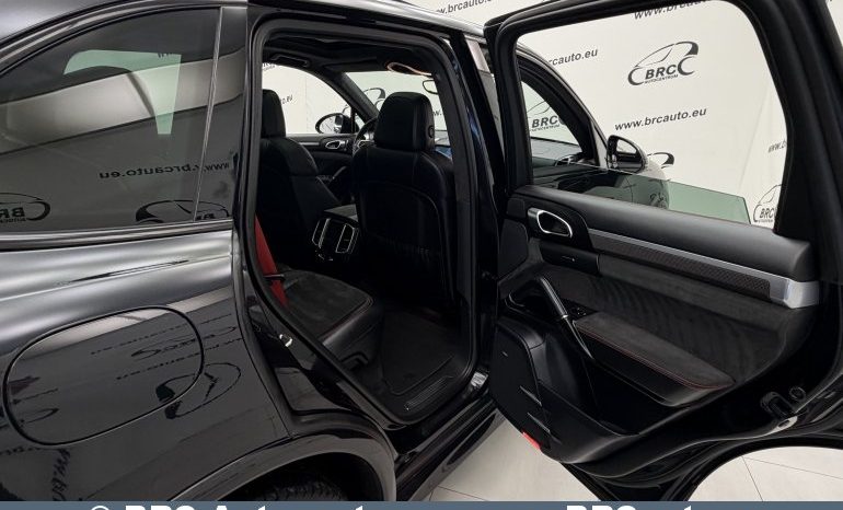 Porsche Cayenne 3.6 GTS Sport Chrono Package 2015 full