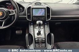 Porsche Cayenne 3.6 GTS Sport Chrono Package 2015 full