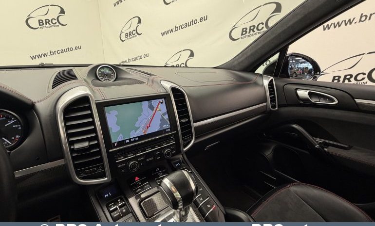 Porsche Cayenne 3.6 GTS Sport Chrono Package 2015 full