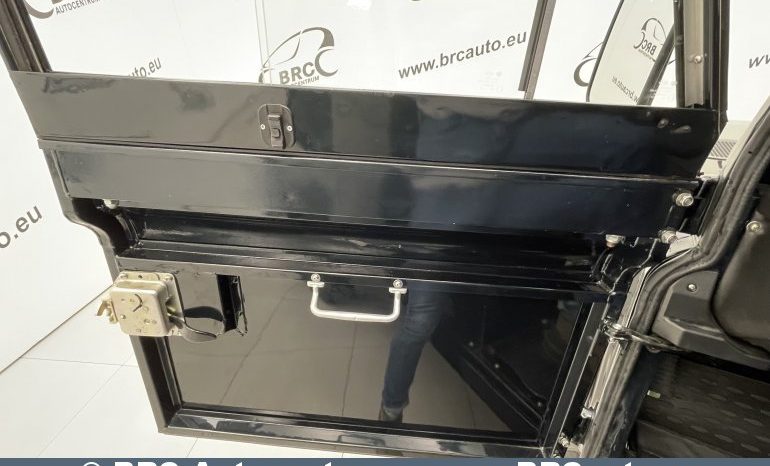 Land Rover Defender 83 kWh Automatas 1997 full