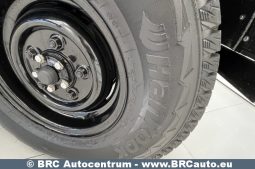 Land Rover Defender 83 kWh Automatas 1997 full