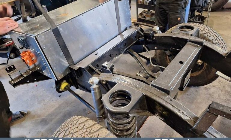 Land Rover Defender 83 kWh Automatas 1997 full