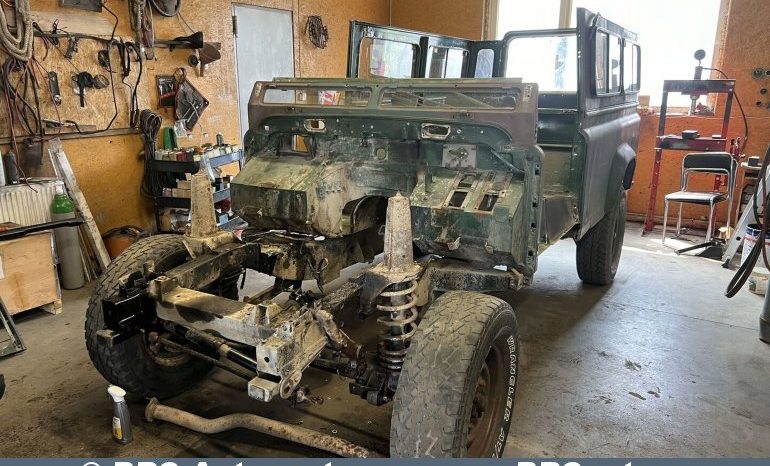 Land Rover Defender 83 kWh Automatas 1997 full