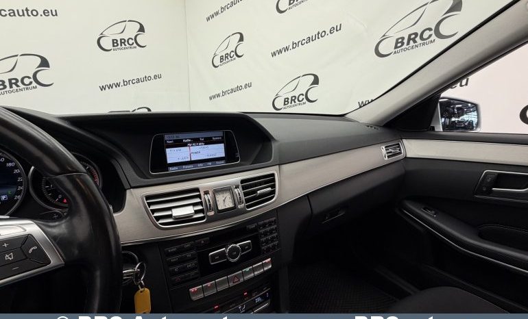 Mercedes-Benz E 220 BLUETEC Automatas 2015 full