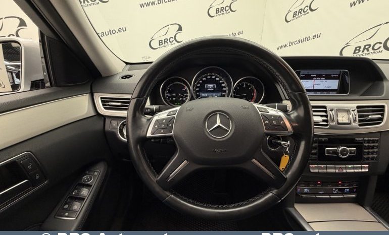 Mercedes-Benz E 220 BLUETEC Automatas 2015 full