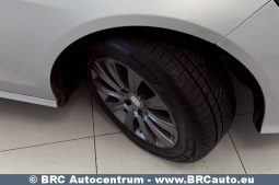 Mercedes-Benz E 220 BLUETEC Automatas 2015 full