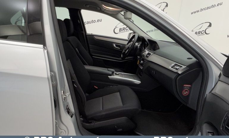 Mercedes-Benz E 220 BLUETEC Automatas 2015 full