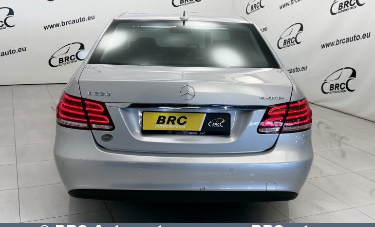 Mercedes-Benz E 220 BLUETEC Automatas 2015 full