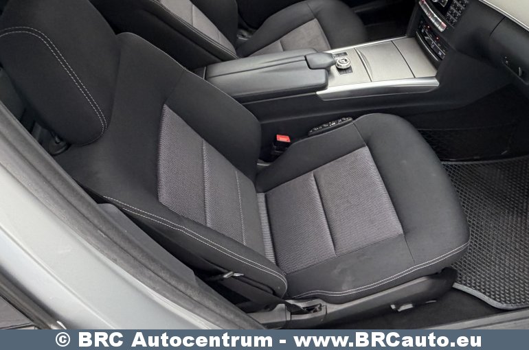 Mercedes-Benz E 220 BLUETEC Automatas 2015