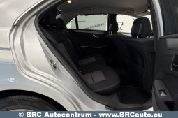Mercedes-Benz E 220 BLUETEC Automatas 2015 full