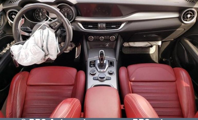 Alfa Romeo Stelvio Veloce Ti Q4 Automatas 2022 full