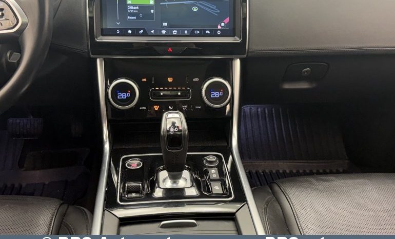 Jaguar XE S Automatas 2020 full