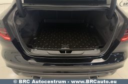 Jaguar XE S Automatas 2020 full