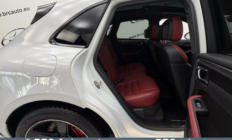 Porsche Macan Turbo Automatas 2017 full
