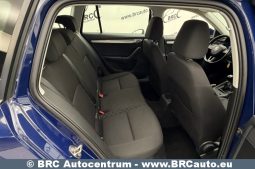 Skoda Octavia 1.6 TDI Combi 2019 full