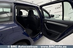 Skoda Octavia 1.6 TDI Combi 2019 full