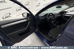 Skoda Octavia 1.6 TDI Combi 2019 full