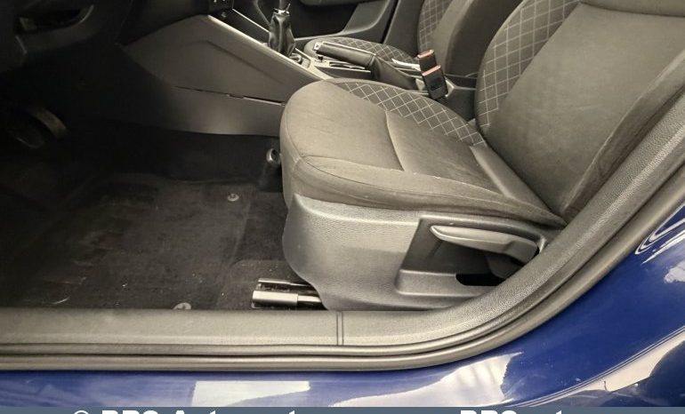 Skoda Octavia 1.6 TDI Combi 2019 full