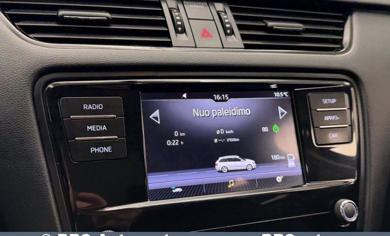 Skoda Octavia 1.6 TDI Combi 2019 full