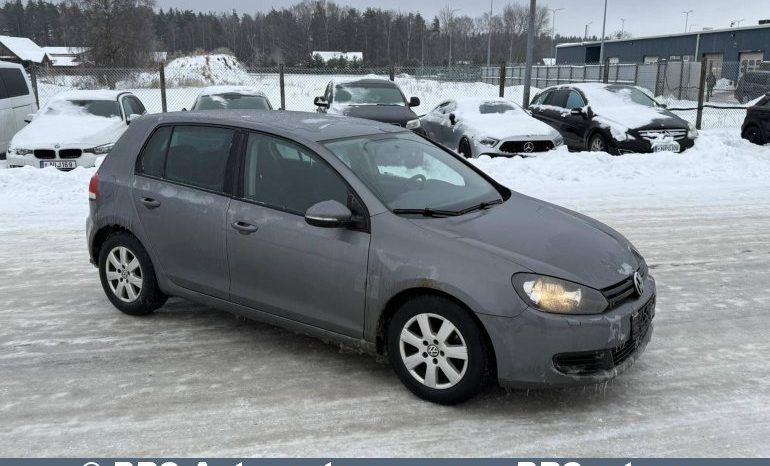 Volkswagen Golf 1.6 TDI Trendline 2012 full