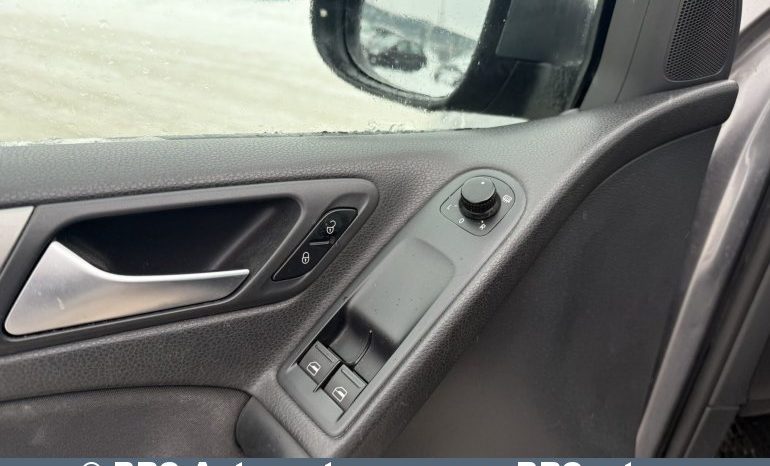 Volkswagen Golf 1.6 TDI Trendline 2012 full