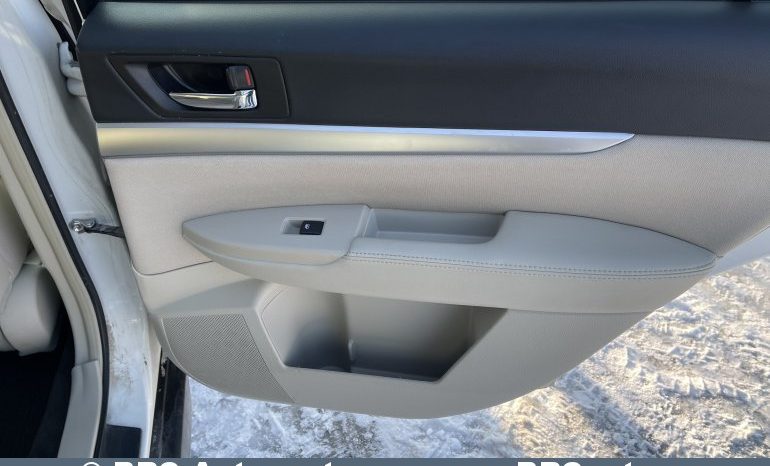 Subaru Outback 2.5i AWD Automatas 2014 full