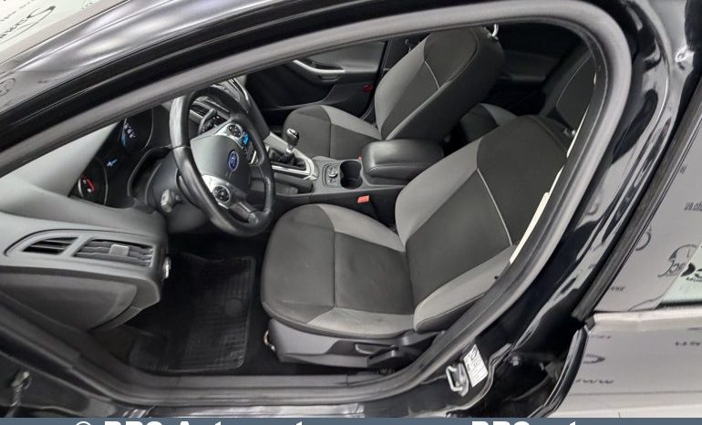 Ford Focus 1.0 EcoBoost Trend 2014 full