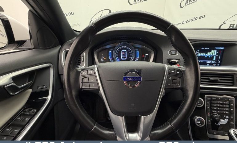 Volvo V60 D6 Twin Engine AWD Summum Automatas 2015 full