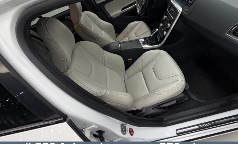 Volvo V60 D6 Twin Engine AWD Summum Automatas 2015 full