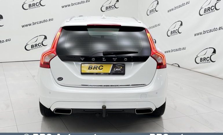 Volvo V60 D6 Twin Engine AWD Summum Automatas 2015 full