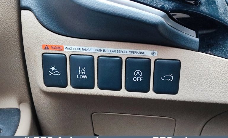 Mitsubishi Outlander 2.0 MIVEC 4WD Automatas 2017 full