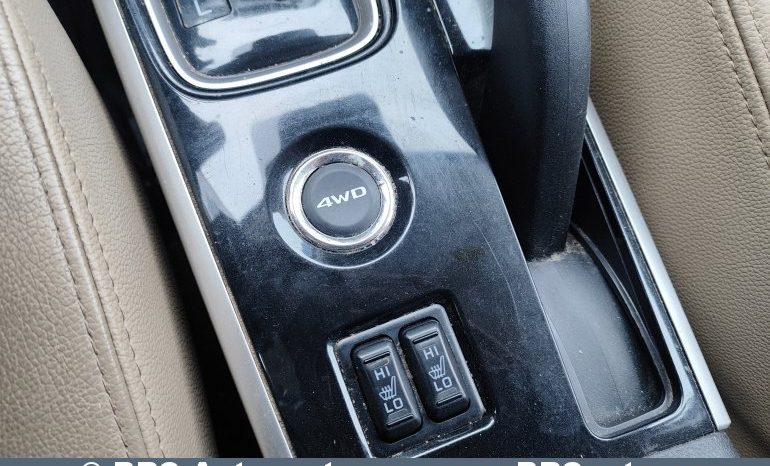 Mitsubishi Outlander 2.0 MIVEC 4WD Automatas 2017 full