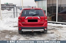 Mitsubishi Outlander 2.0 MIVEC 4WD Automatas 2017 full