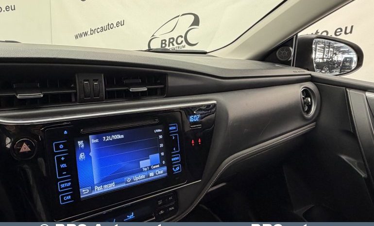 Toyota Corolla 1.6 Valvematic Active Automatas 2019 full