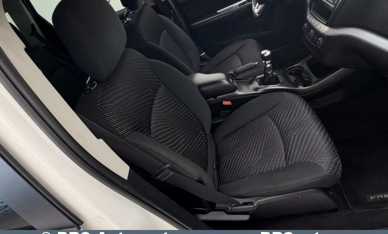 Fiat Freemont 2.0 JTD 2011 full