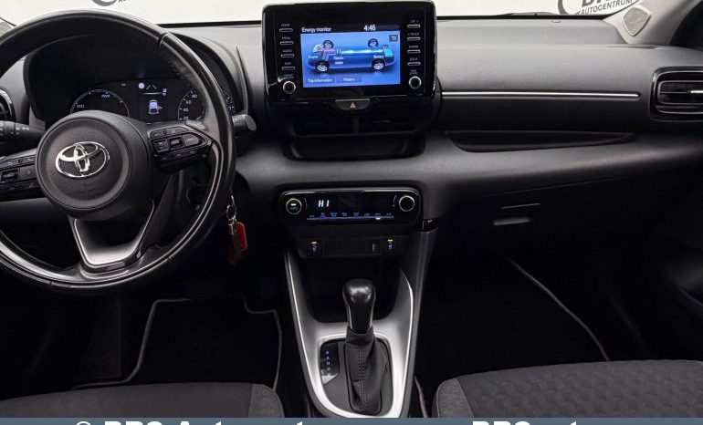 Toyota Yaris 1.5 Hybrid Dynamic Force 2021 full