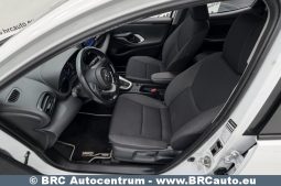 Toyota Yaris 1.5 Hybrid Dynamic Force 2021 full