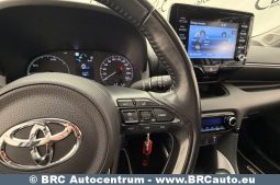 Toyota Yaris 1.5 Hybrid Dynamic Force 2021 full