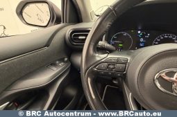 Toyota Yaris 1.5 Hybrid Dynamic Force 2021 full